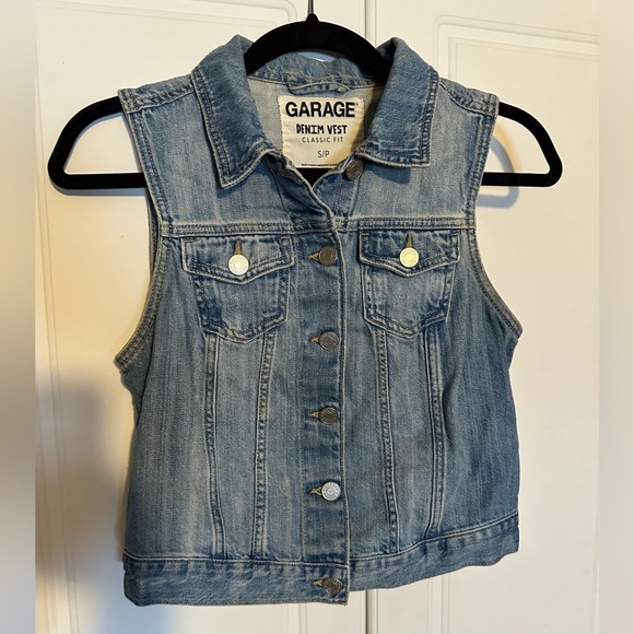 Garage Cropped Denim Vest - Picture 2 of 4